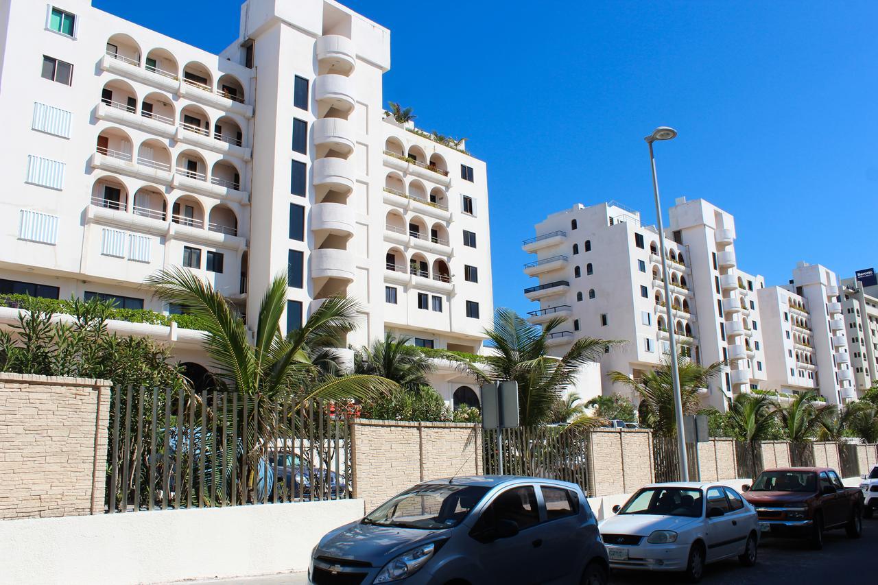 Villas Marlin 2 Cancun Exterior photo